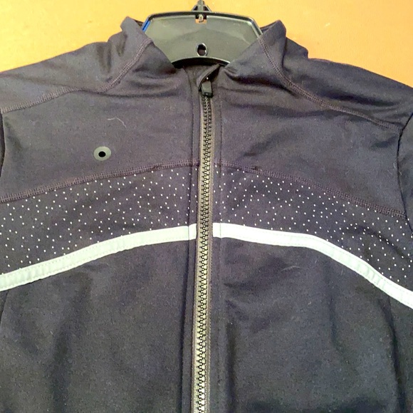 Jacket - Picture 3 of 4
